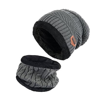 Warm cap with scarf